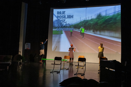 Predstava Kit na plaži (5)